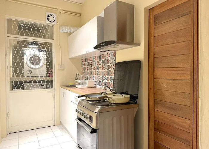 Ferienhaus 3 Bedroom Entire Townhome 8 Mins From Mrt Huaikwang Bangkok