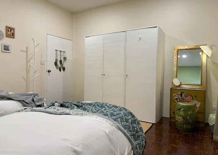 3 Bedroom Entire Townhome 8 Mins From Mrt Huaikwang * Bangkok
