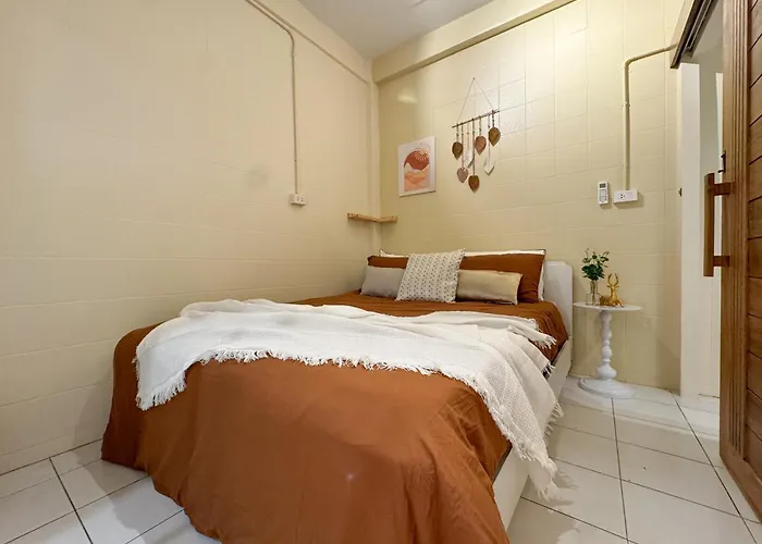 Ferienhaus 3 Bedroom Entire Townhome 8 Mins From Mrt Huaikwang *
